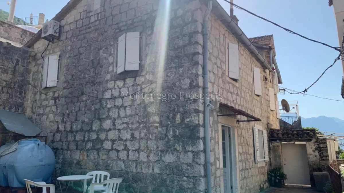 House in perast 13495 5
