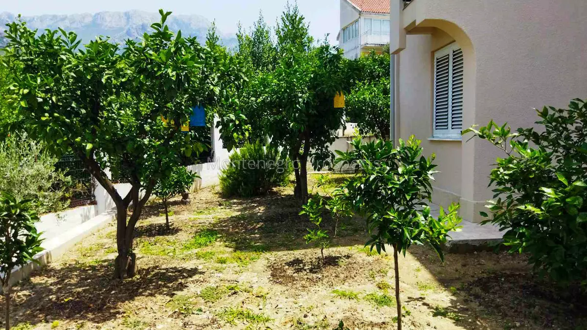 Prodaje se kuca j10115 14