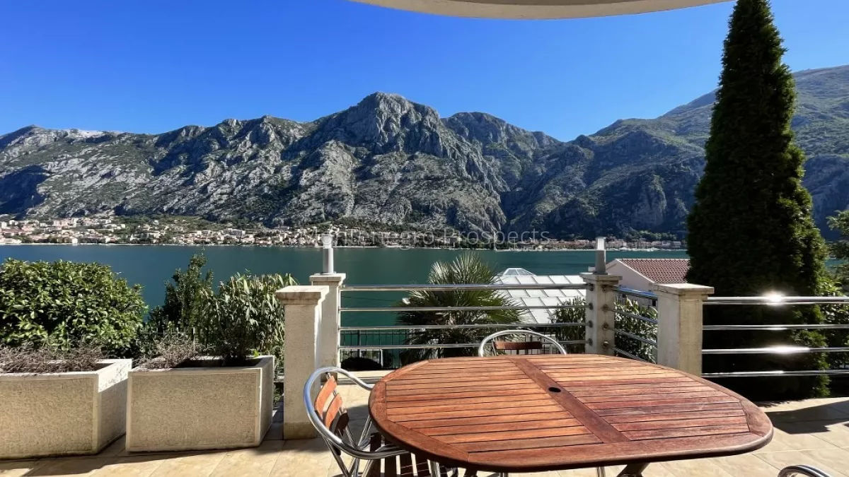 Two bedroom apartment with stunning sea views in muo kotor 13520 1