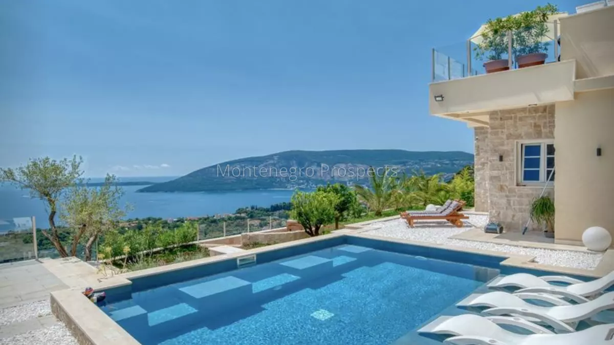 Houses for sale in Herceg Novi Villa Montenegro Prospects