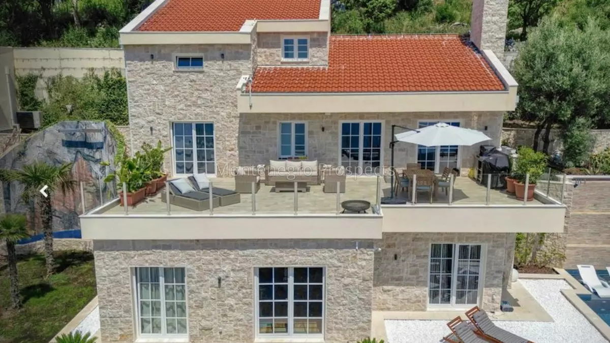 Villa for sale 13674 9