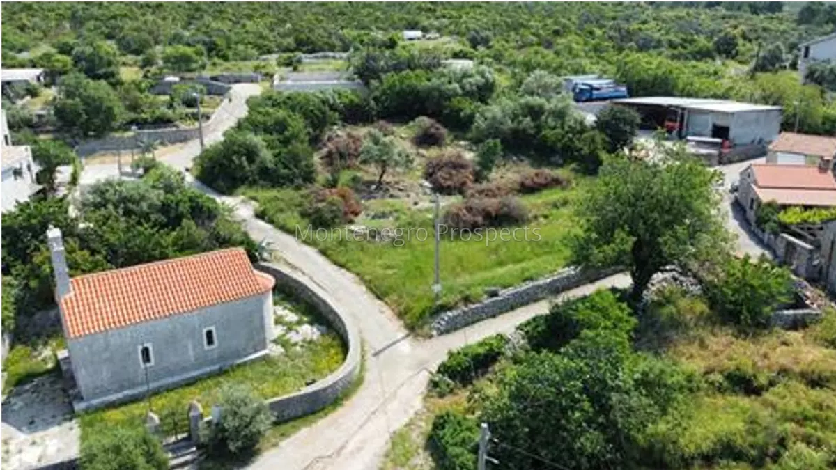 14153 plot in mrkovi 3
