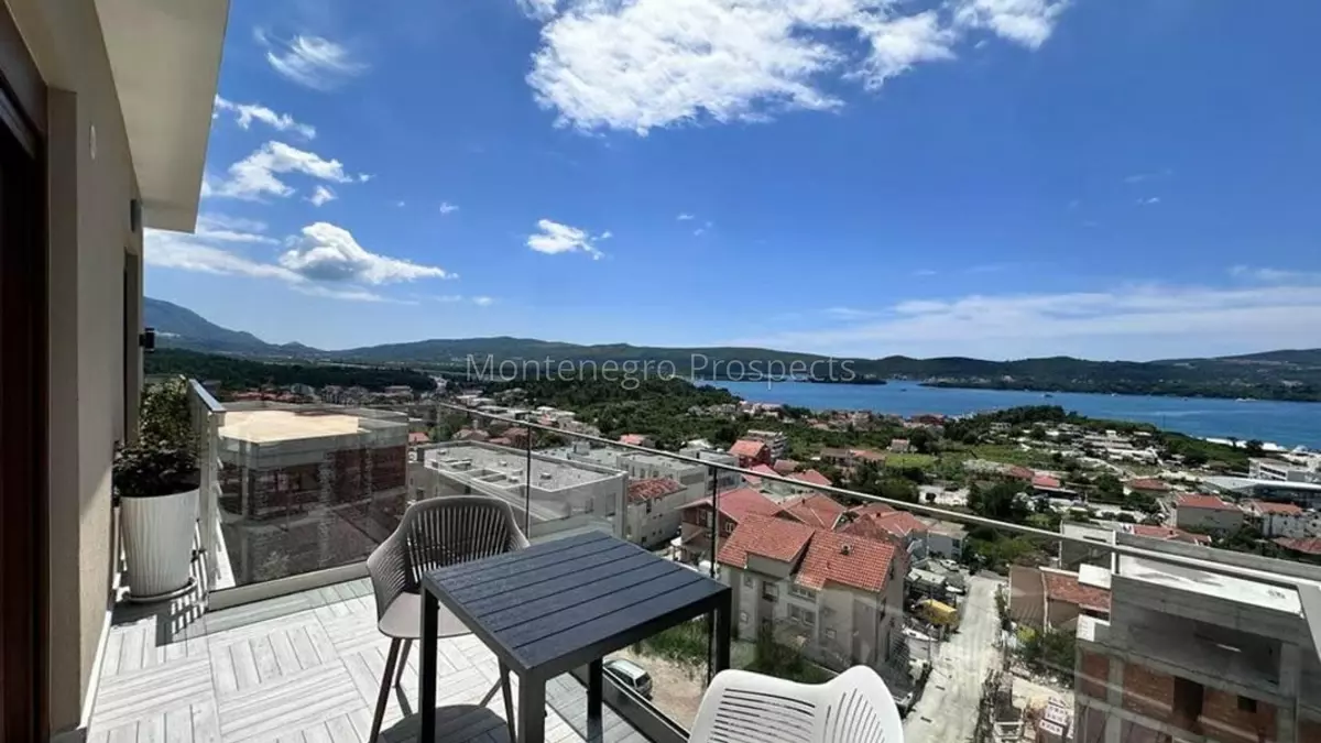 77028 dvosoban stan tivat 9