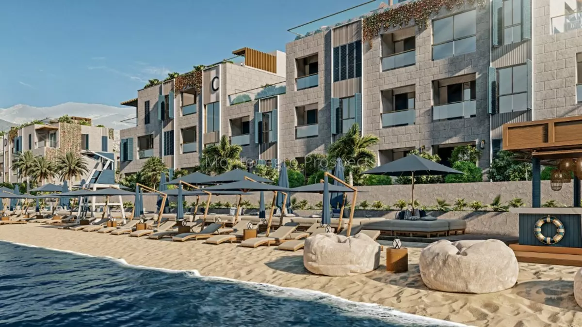 Luxury movenpick beachfront residences in kotor bay 13740 8