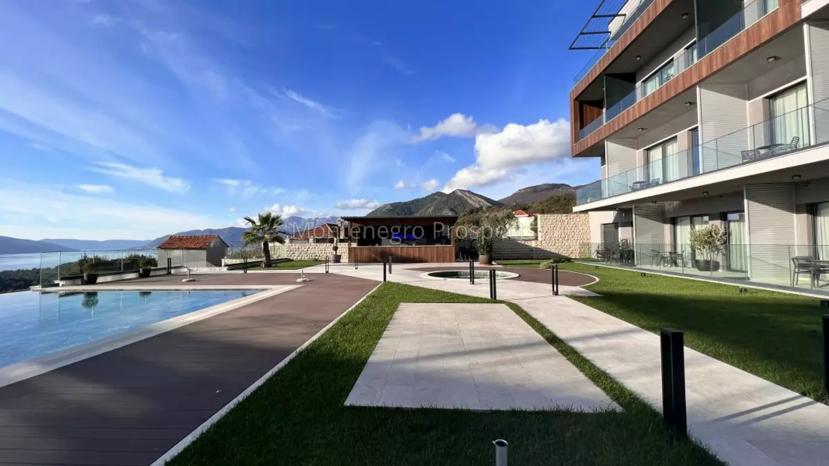 Residential complex royal blue 7