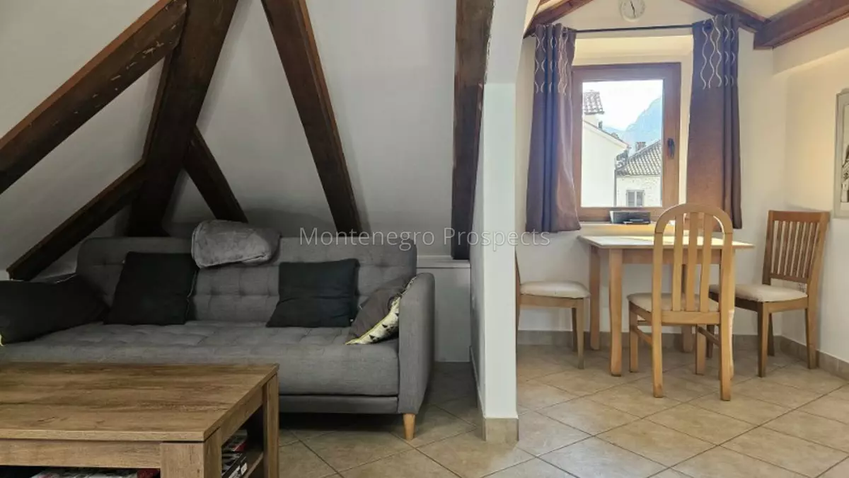 11413 apartment in kotor old town 38