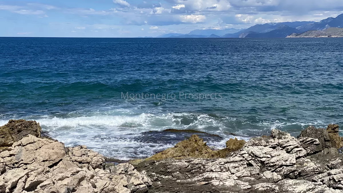 6840 sea front land 5