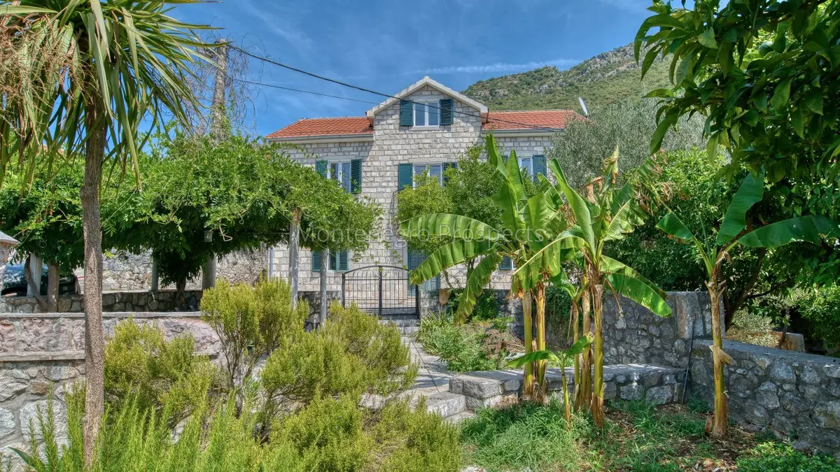 Stone villa on the first line to the sea in lepetani tivat 13822 72
