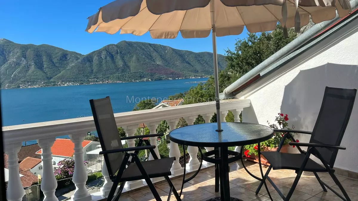 Two bedroom apartment with undisturbed sea views in orahovac kotor bay 13833 2