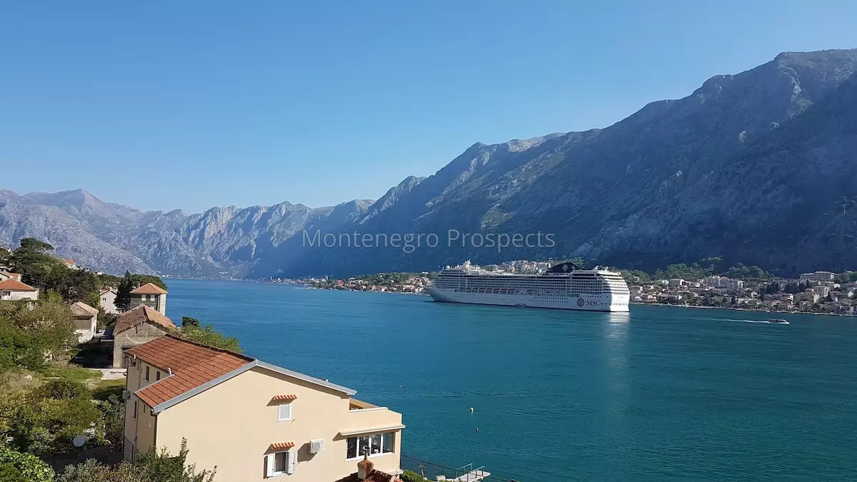 Two bedroom apartment with stunning views in muo kotor 13851 1