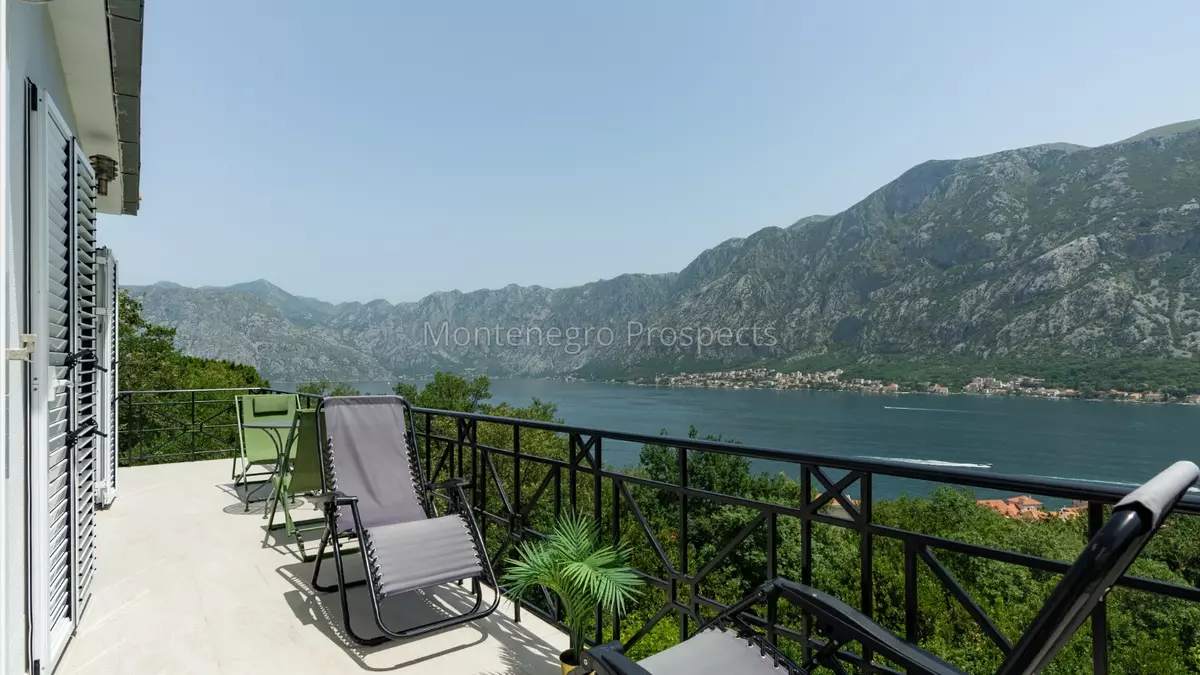 Two bedroom apartment with sea views in prcanj kotor bay 13854 14