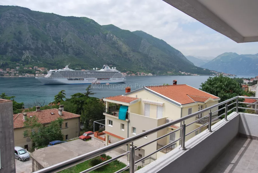 Kotor 11002 9