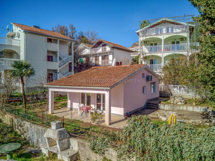 2064 bungalow in herceg novi 