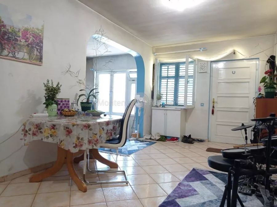 Ground floor apartment in igalo1491 6 1067x800