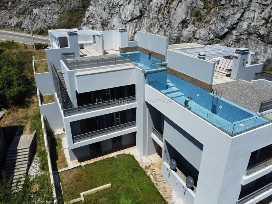 Modern villa with panoramic views of the sea morinj 12106 7 1067x800