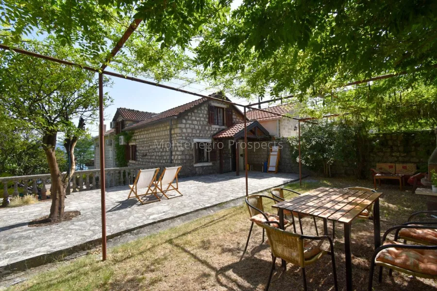 Stone house in orahovac close to the sea 7818 16