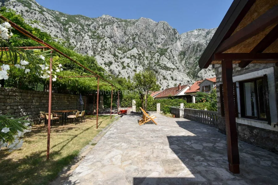 Stone house in orahovac close to the sea 7818 3