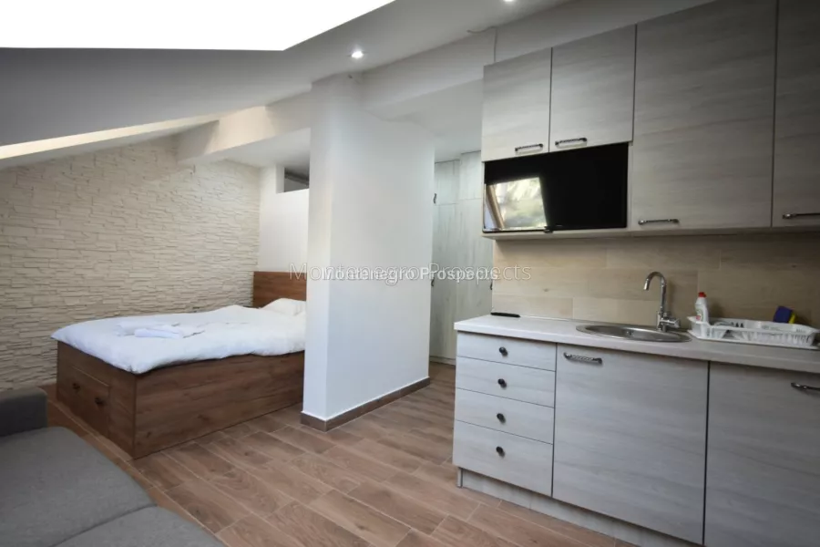 Studio apartment on excellent location in the old town kotor 13157 5