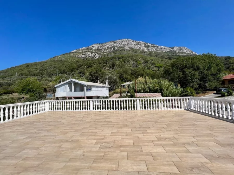 Dvuhetaynij dom s panoramnoj krisej v susani 12453 19 1067x800