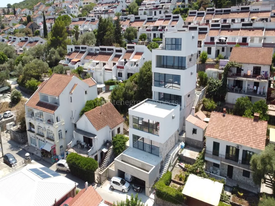 Two newly built villas with sea views krasici 13516 4