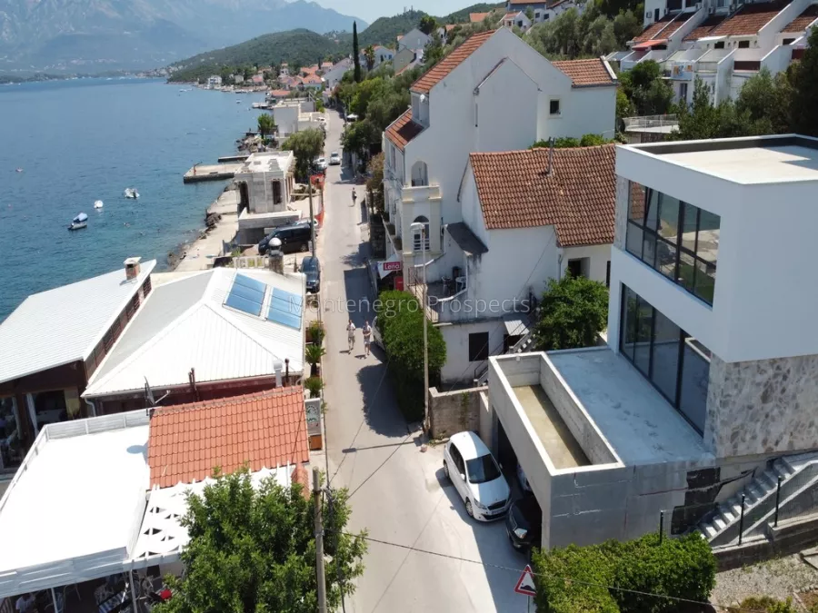 Two newly built villas with sea views krasici 13516 9