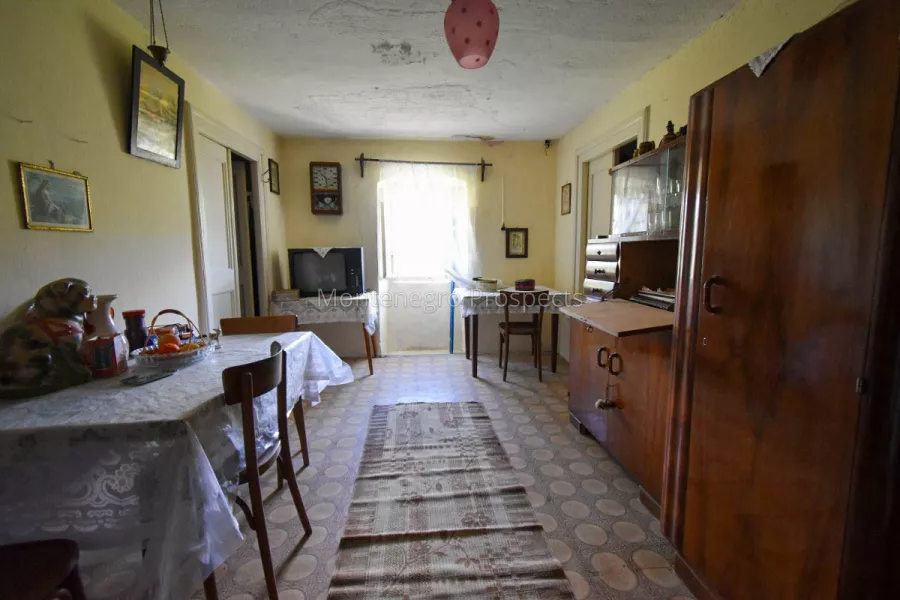 Kamenari kuca 11231 11