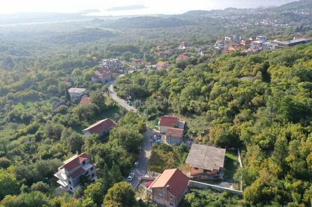 Two level house with a plot in kavac 13526 13