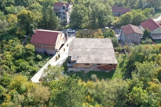 Two level house with a plot in kavac 13526 16