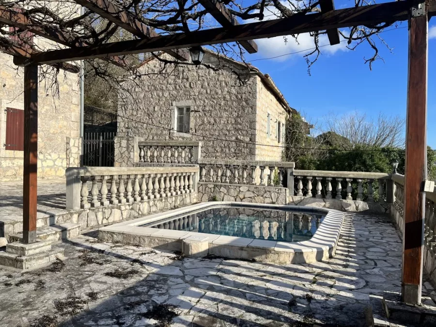 Beautiful stone house with a pool in glavaticici bigova 13553 17