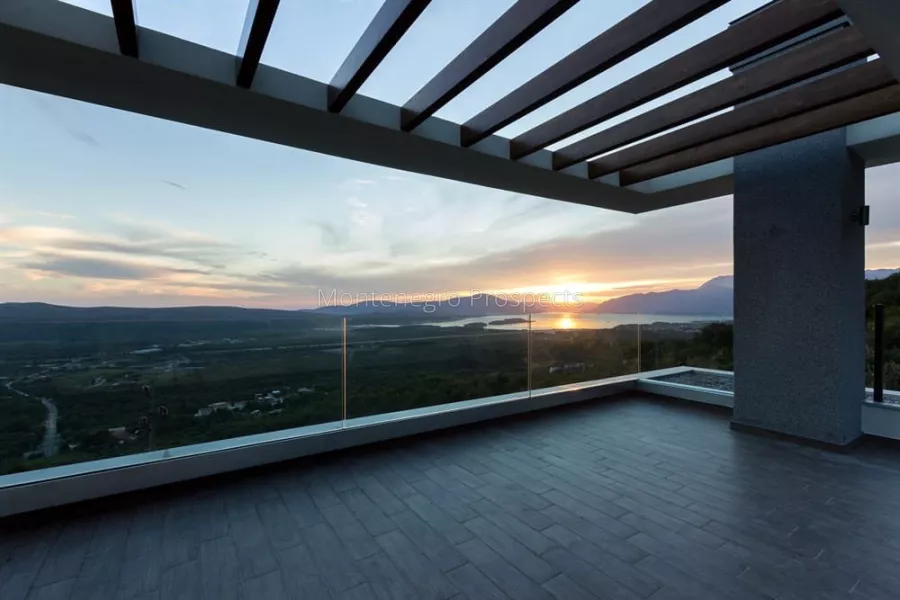 Vila for sale 13586 16