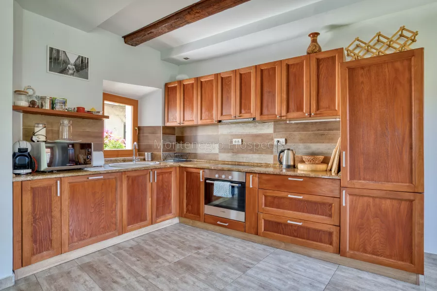14078 1 villas 1 of 1