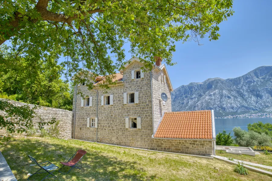 14120 villa prcanj jerovitza 1 of 1 43