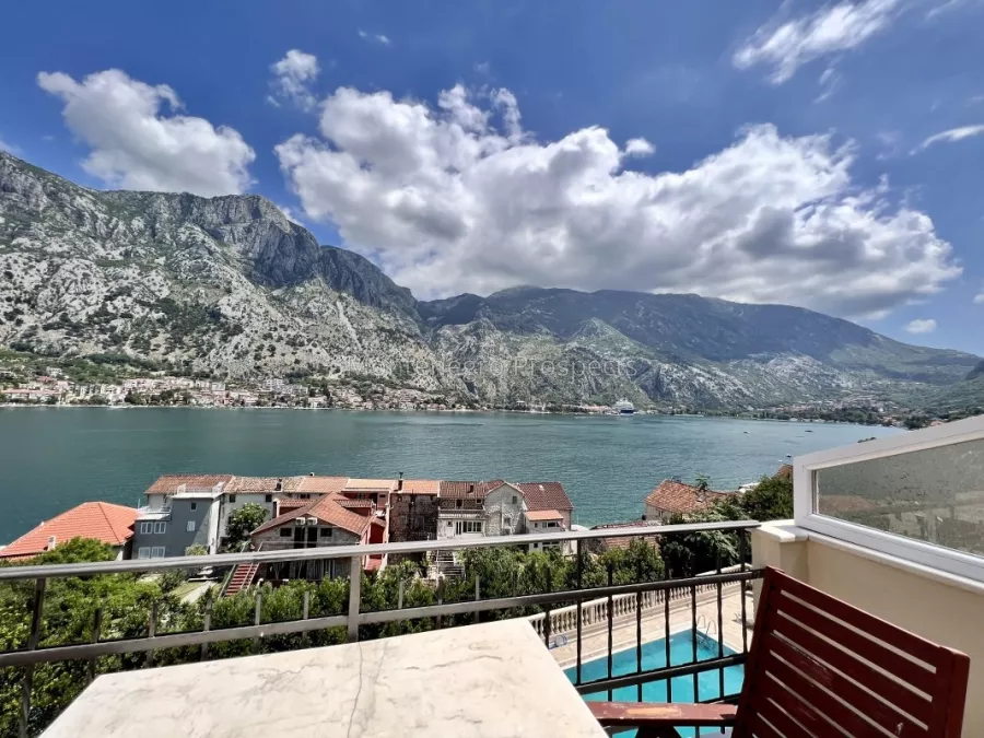 Two bedroom apartment with stunning sea views in muo kotor bay 13609 6