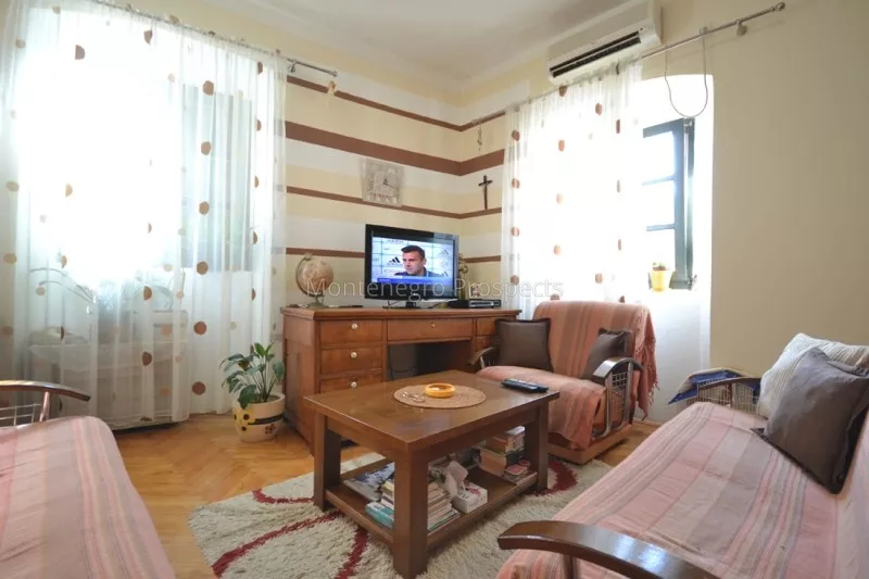 Charming two bedroom apartment in the heart of kotors old town 2057 8