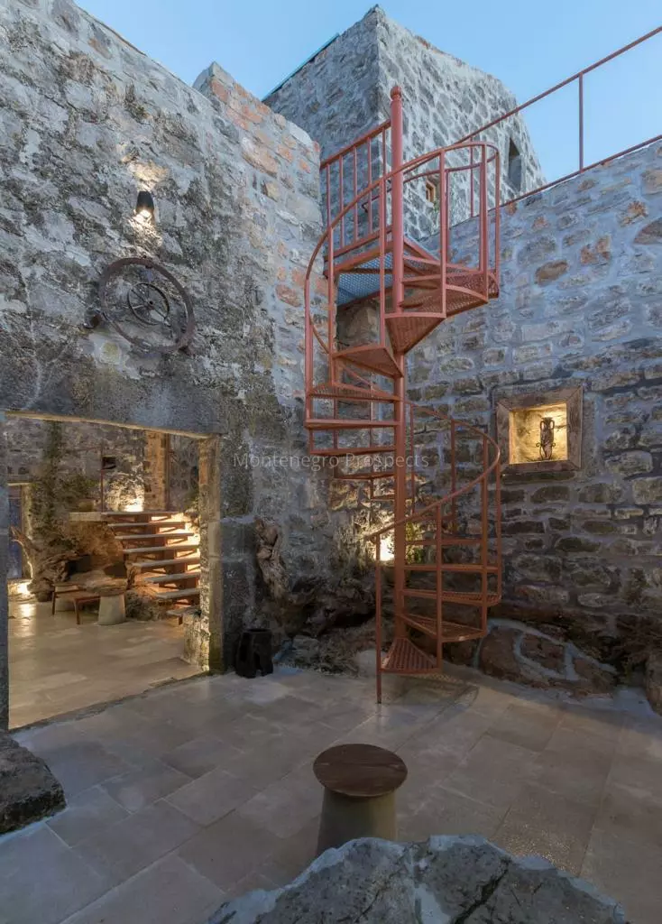 Renovated old stone house in djurasevici 13714 14