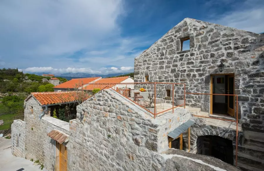 Renovated old stone house in djurasevici 13714 15