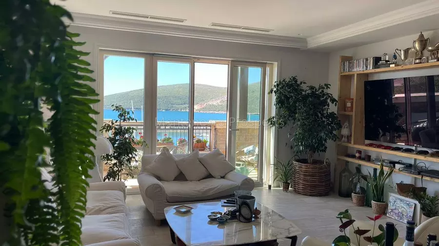 Luxury two bedroom apartment at prime location lustica 13734 10