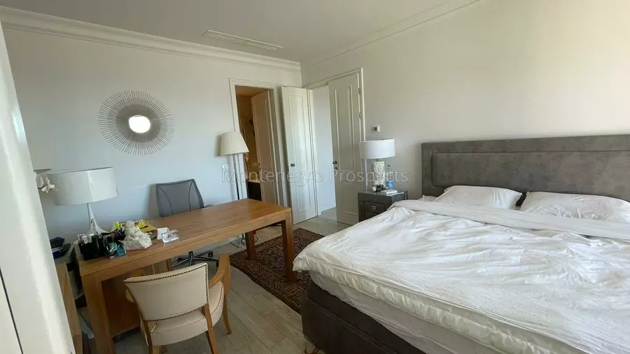 Luxury two bedroom apartment at prime location lustica 13734 12
