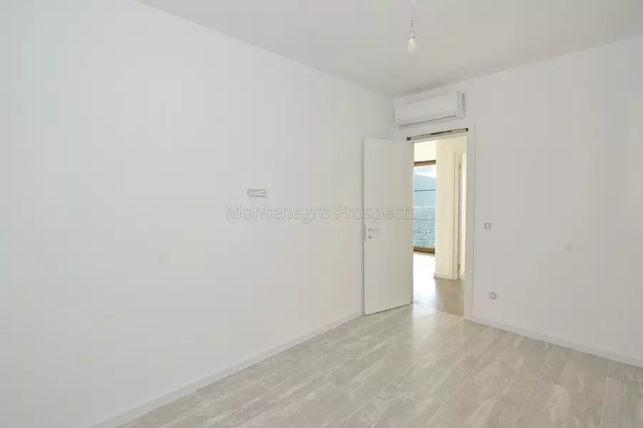 Three bedroom apartment with stunning sea views in opatovo tivat 13063 17