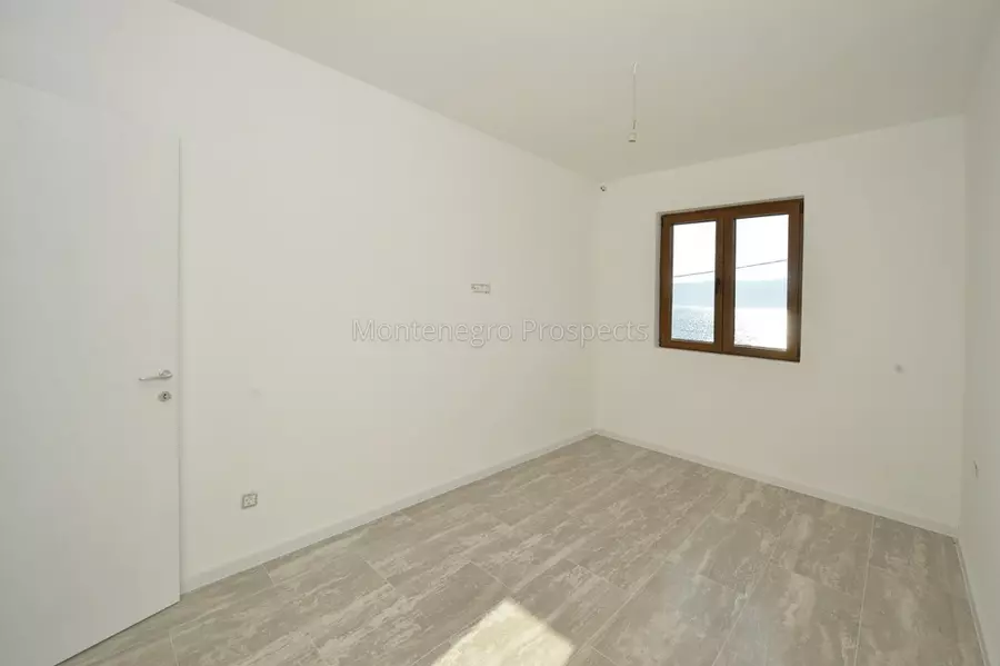 Three bedroom apartment with stunning sea views in opatovo tivat 13063 20