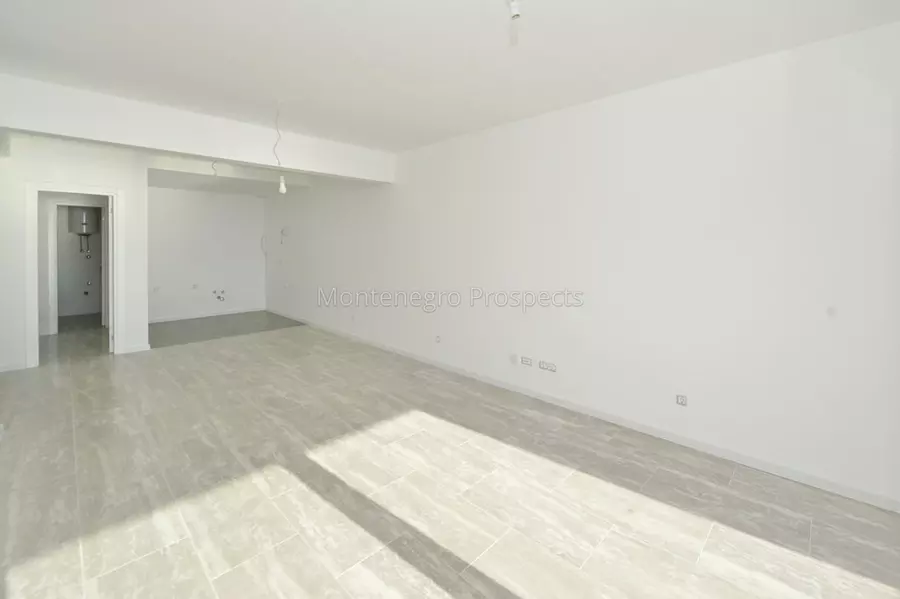 Three bedroom apartment with stunning sea views in opatovo tivat 13063 24