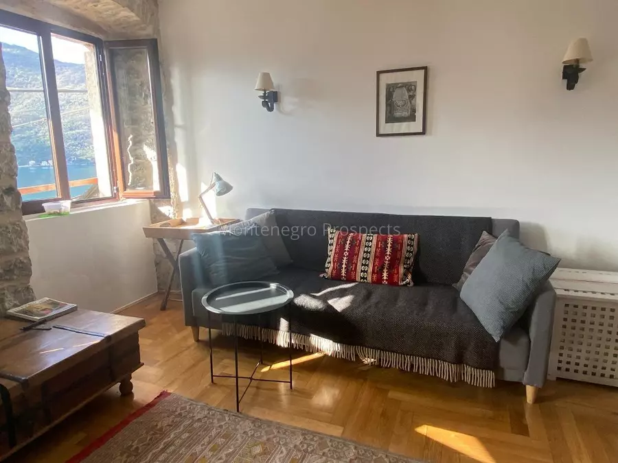Stylish one bedroom apartment with stunning views perast 13763 12 1024x768