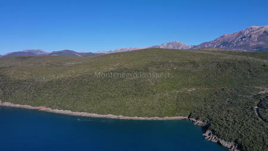 14156 bigova sea front land 8