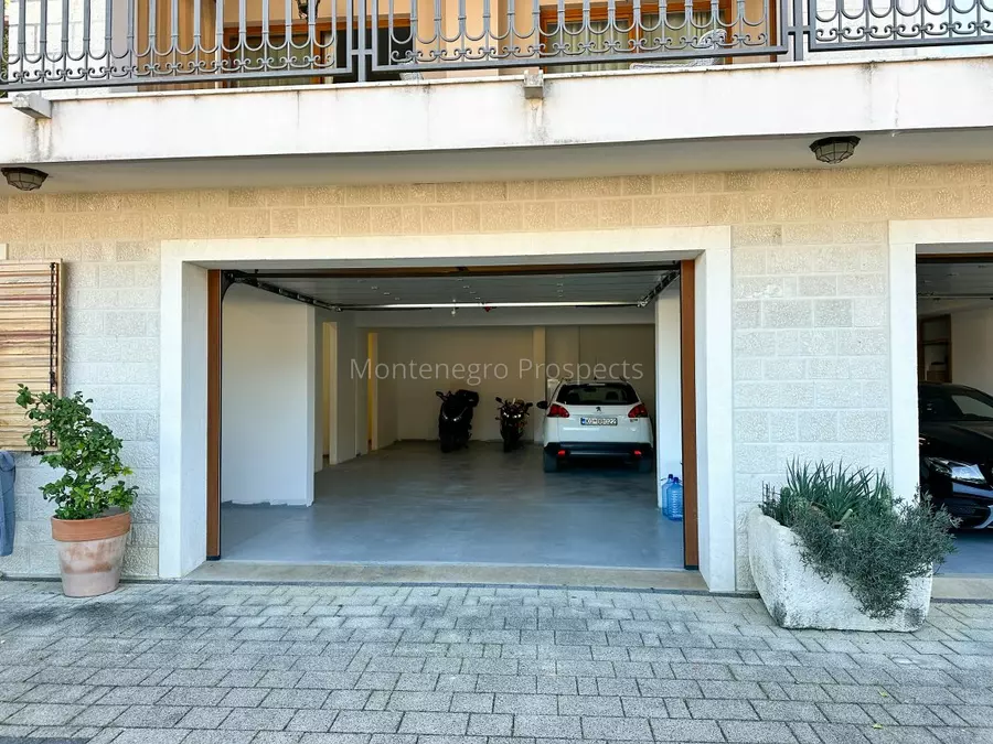 Apartments for sale 13770 33 1067x800