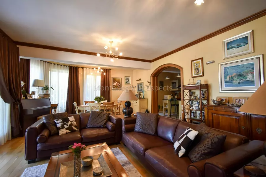 Apartments for sale 13770 7 1200x800