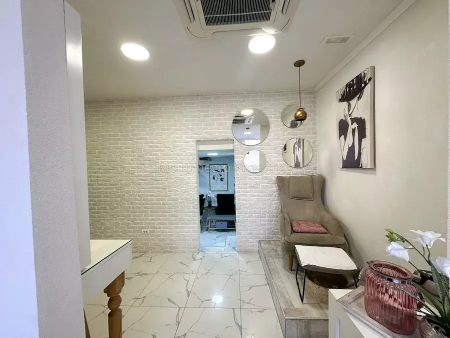 77054 salon beuty 21 1067x800