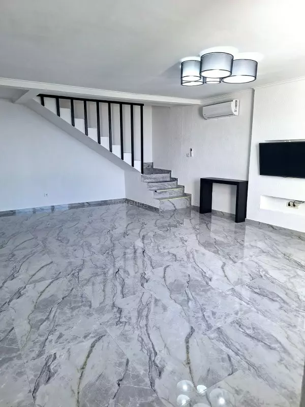 77060 kuca susanj 16 600x800