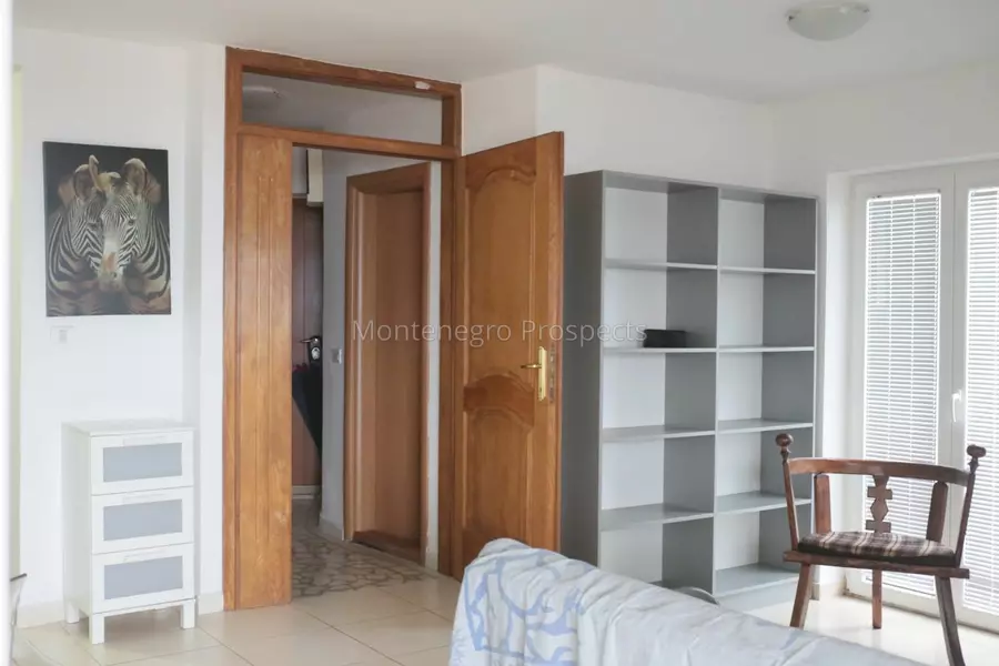 One bedroom apartment with sea views in donja lastva tivat 13794 6