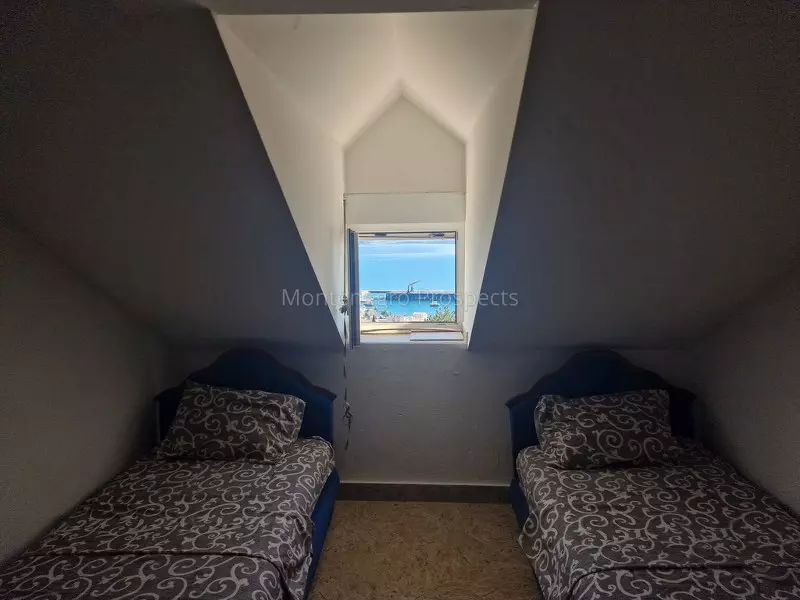 11395 5