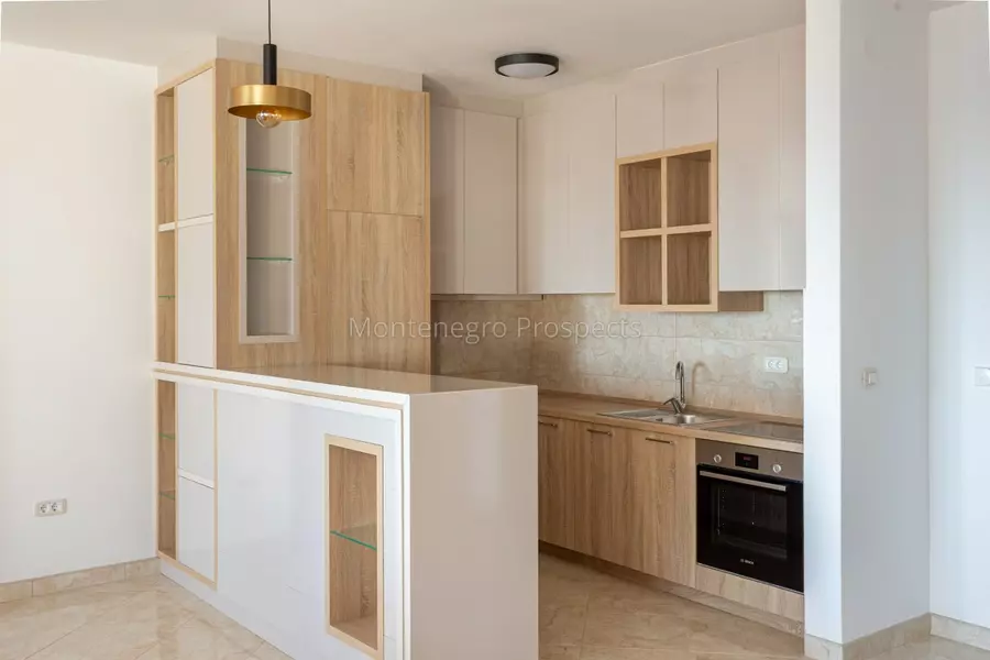 8241 becici 2 1200x800